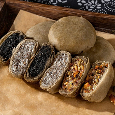 金面杖荞麦酥皮月饼